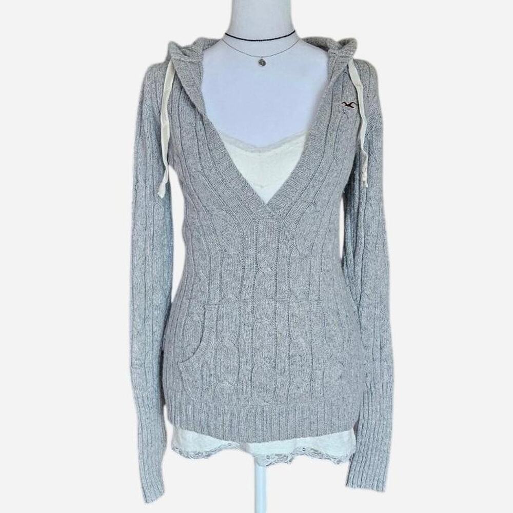 VTG 2000s Hollister Grey Sweater Hoodie
